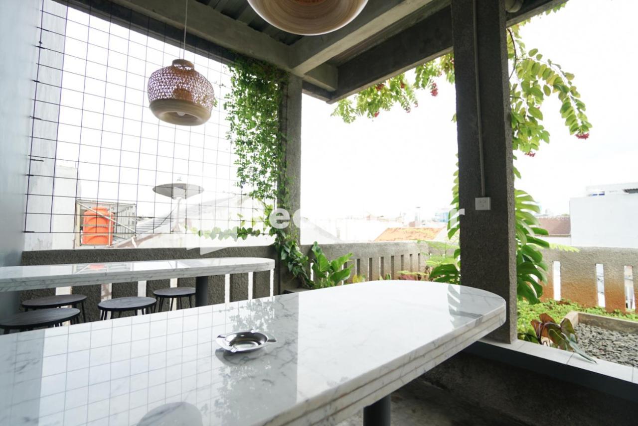 Tomang Gelong Guest House Syariah Mitra Reddoorz Yakarta Exterior foto